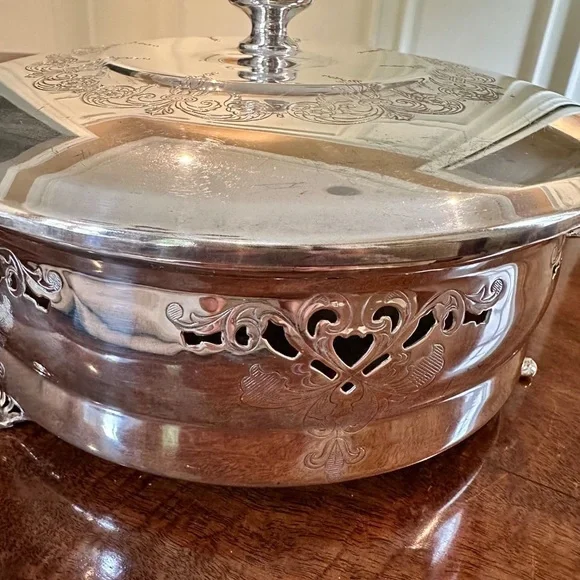 “Primrose Plate” serving dish - Picture 5 of 10